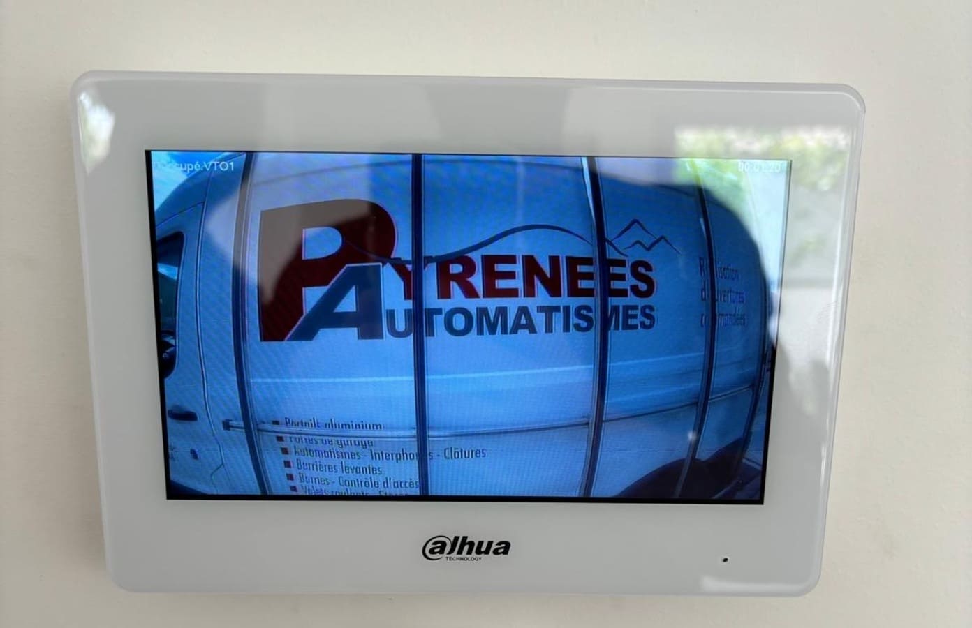 Interphone vidéo Pyrénées Automatismes Béarn Landes Pays Basque Intratone Aiphone