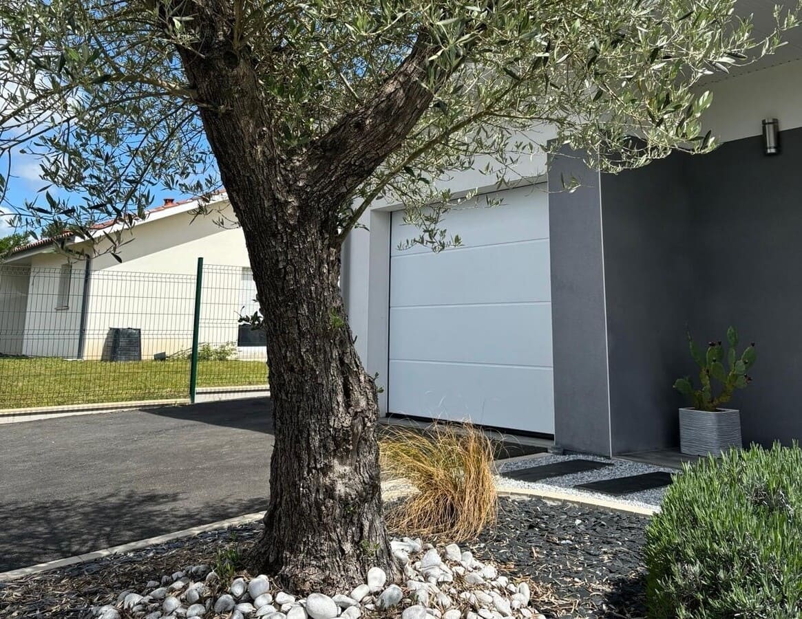 porte de garage sectionnelle hormann pau bayonne particulier